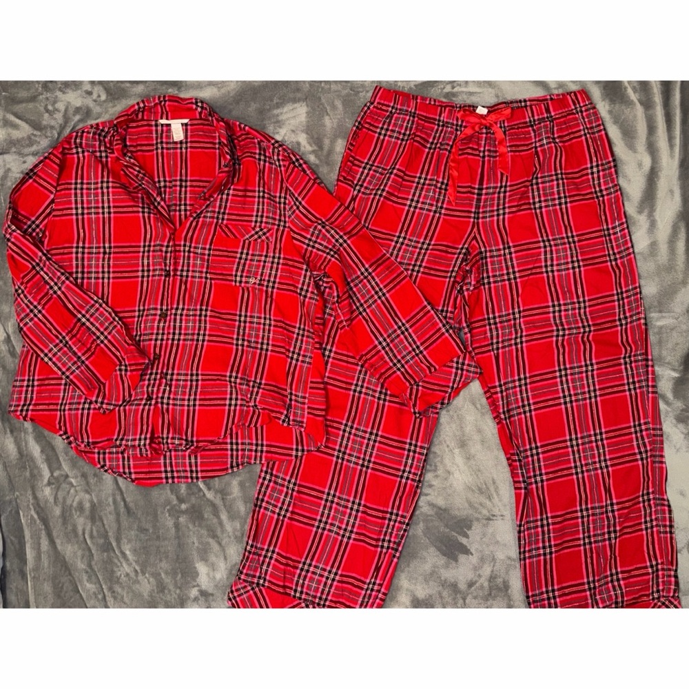 ❤️ Victoria's Secret Plaid Pajama Set